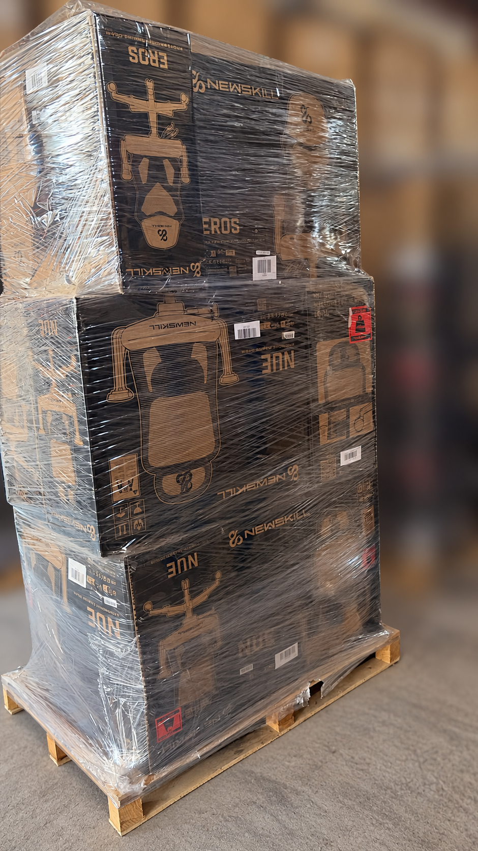Palé de productos gaming. Imagen orientativa; consultar el listado real del producto.